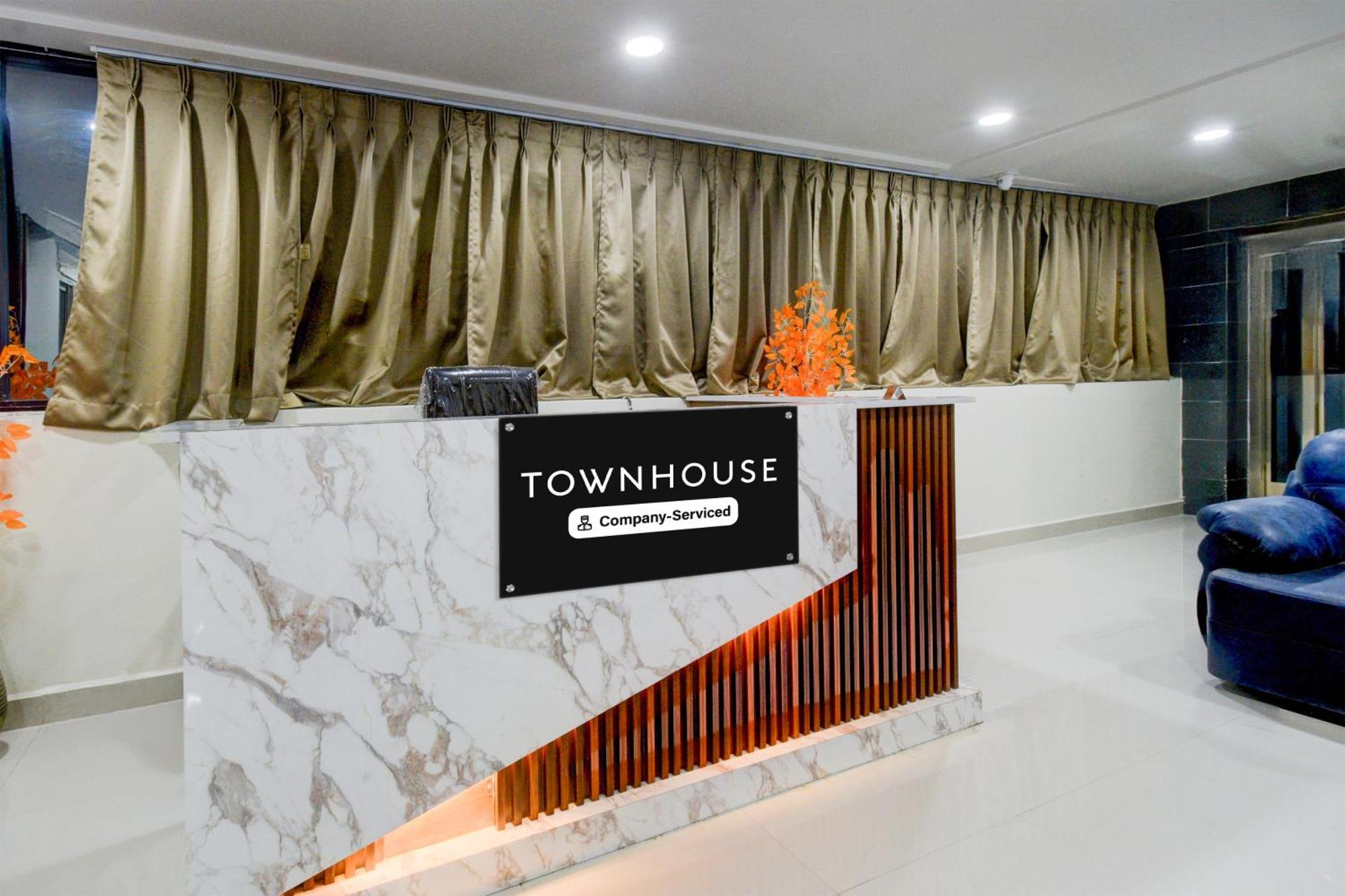 Super Townhouse Kukatpally North Formerly Munagala Arcade Hyderabad Exteriör bild